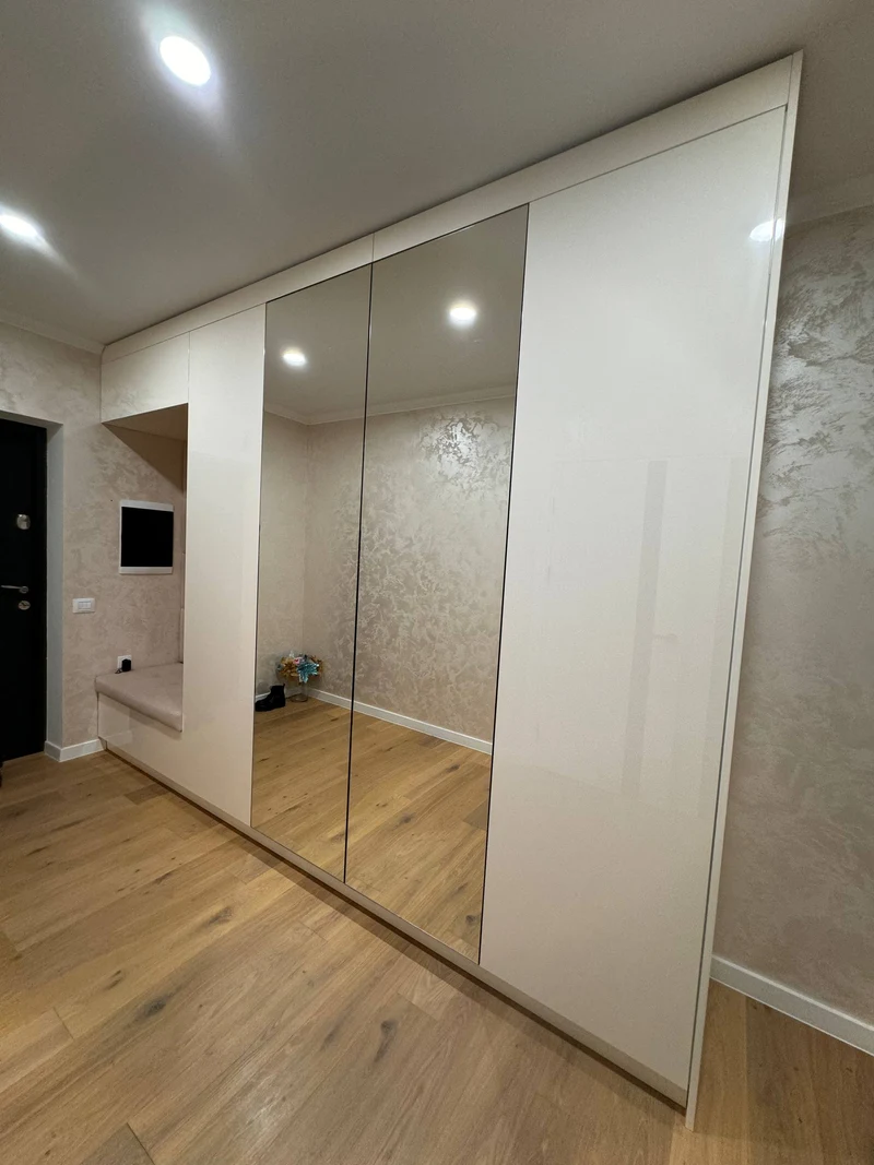 Hall-S12 4